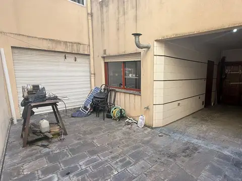 Depto Tipo Casa en Venta 50 años
