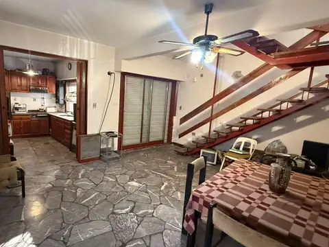 Depto Tipo Casa en Venta de 3 dormitorios