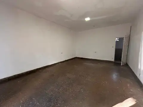 Local en Alquiler en Berazategui, $ 500.000