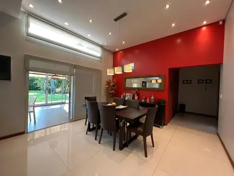Casa 3 ambientes con 3 baños