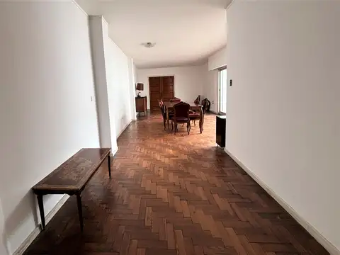 Casa 5 ambientes con 1 baño