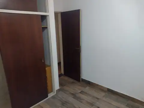 Depto Tipo Casa en Venta 57 años