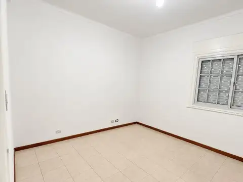 Oficina en Alquiler al Este