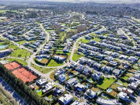 Terreno en Venta 20  mts Frente