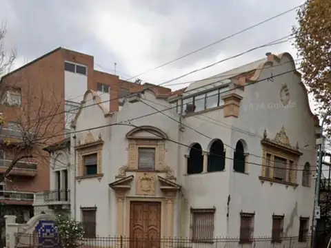 Alquiler Casona en Esquina - Ideal Gastronomía en el Corazón de Villa Devoto