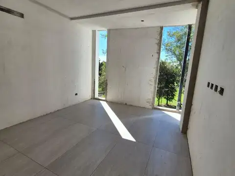 Departamento en Venta en Ingeniero Adolfo Sourdeaux, USD 158.000