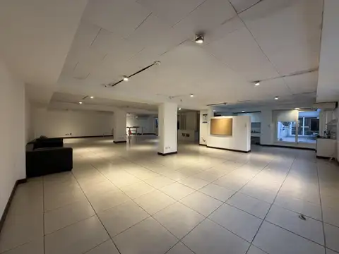 Oficina en Alquiler en Centro, $ 2.000.000