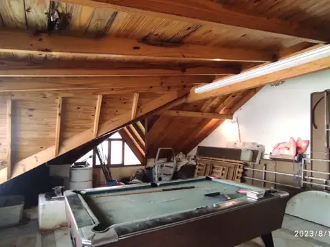 Casa en Venta con 3 cocheras