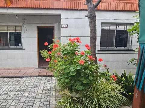 ALQUILER PH TIPO CASA DE 3 AMB. AMPLIOS C/GARAGE O PATIO