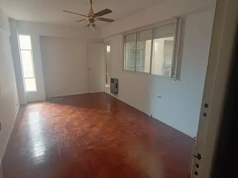 VENTA DEPARTAMENTO 3 AMB CALLE YERBAL FLORESTA
