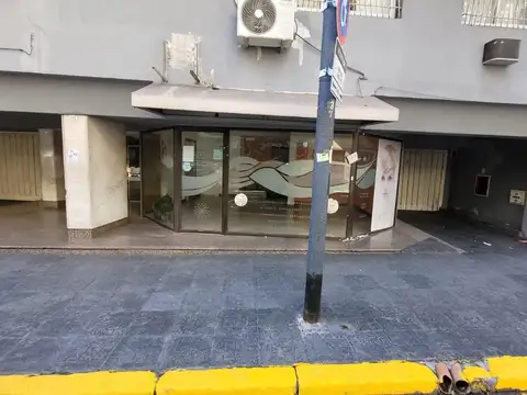 Oportunidad Local en ALQUILER – Larrea 700 - Balvanera
