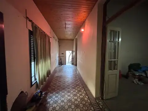 Casa 2 ambientes con 1 baño