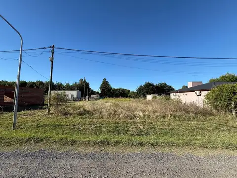 Terreno en Venta 20  mts Fondo