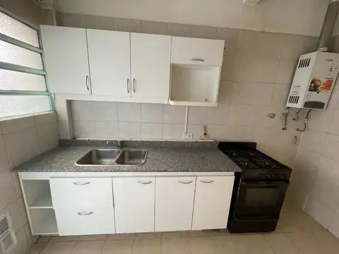Depto Tipo Casa en Alquiler de 3 ambientes