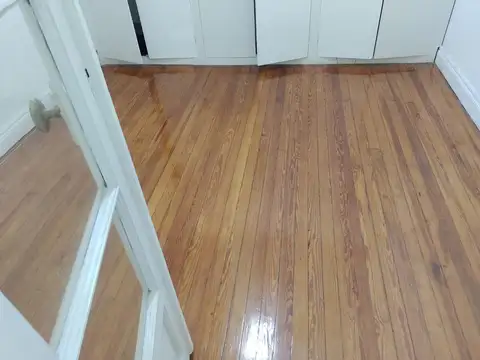 Depto Tipo Casa en Alquiler 100 años