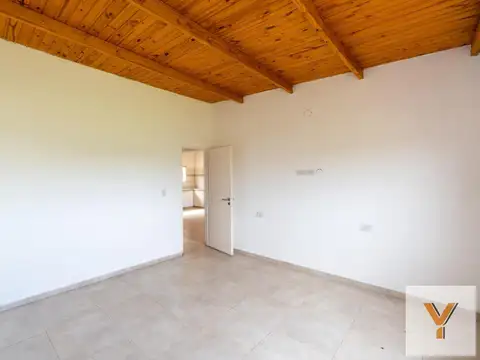 Casa en venta - 2 Dormitorios 2 Baños - La Plata