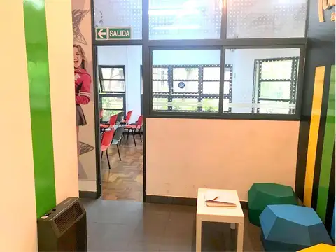 Oficina 3 ambientes con 2 baños