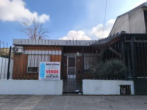 Vende Casa Americana 3 Ambientes, Plátanos. Berazategui