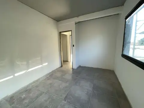 Depto Tipo Casa 5 ambientes con 2 baños