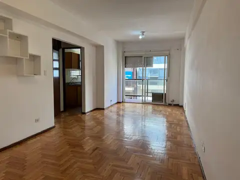 Marcelo Torcuato De Alvear 1300