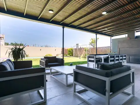 Casa en Venta en City Bell, USD 185.000