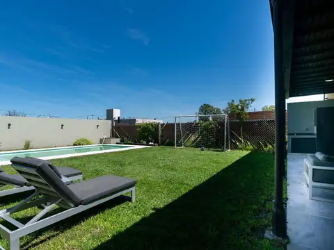 146bis e/ 444 y 445 6100