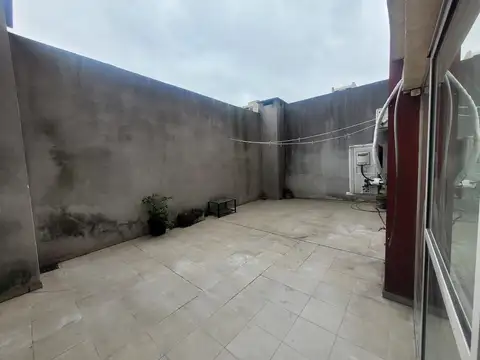 Departamento 2 Ambientes (Pb) en Alquiler - Zona San Cristób
