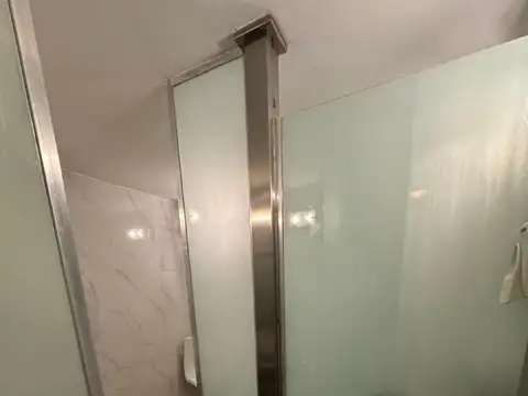 Local en S.Isi.-Vias/Libert.