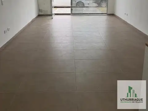 Local en Alquiler en City Bell, $ 1.500.000