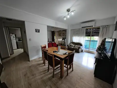 3 AMB CON DEPENDENCIA CASTELBAJAC ENTRE RÍOS 992 .-