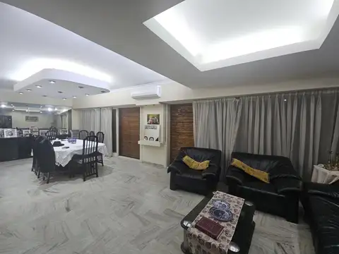 Venta Departamento de 4 Ambientes con cochera en Balvanera