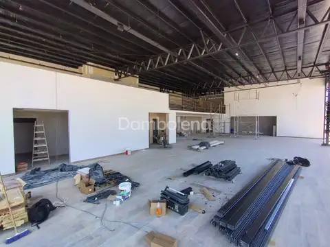 Local en Alquiler A Estrenar