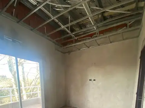 Depto Tipo Casa 2 ambientes con 1 baño