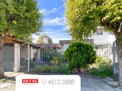 Casa 2 dorimitorios Venta - Martinez-Santa Fe/Fleming