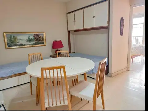 Las Heras 2300, Piso 2