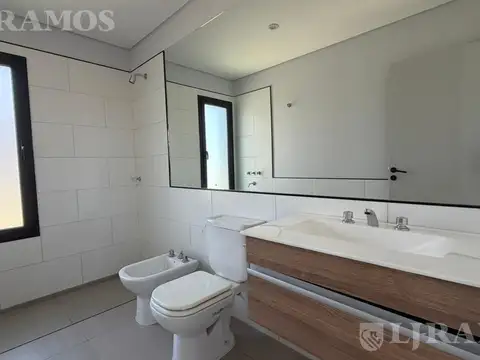 Casa en Venta en San Sebastián, USD 268.000