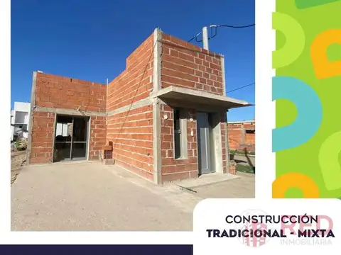 Casa 6 ambientes con 2 baños