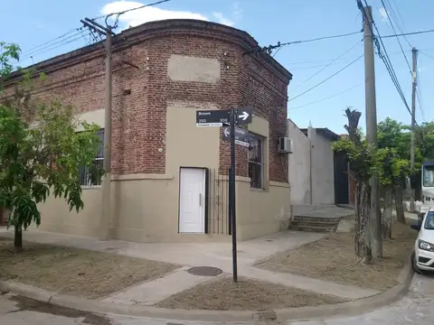 Casa con Galpón, Campana Centro - Guglielmi Propiedades