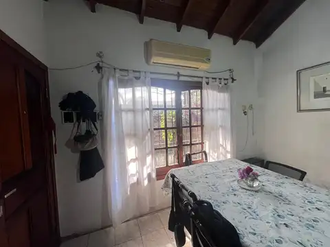 Casa en Venta en Luis Guillon, USD 96.000