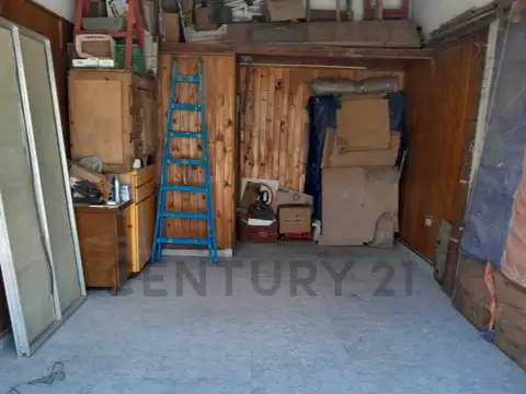 av Hipolito Yrigoyen 3100, Piso 0