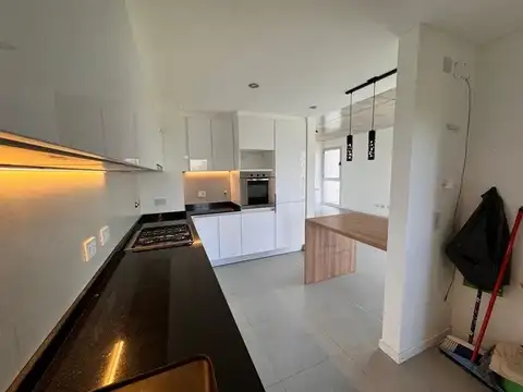 Casa en Alquiler con 1 cochera
