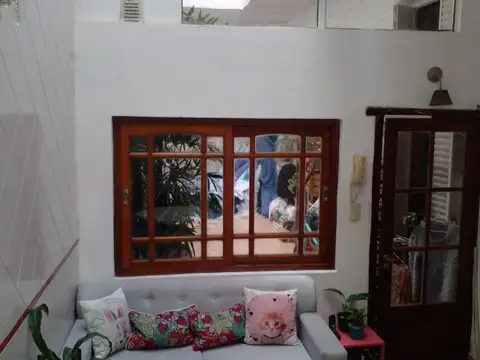 Depto Tipo Casa en Venta 90 años