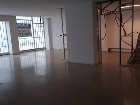 Local en Venta 15 años