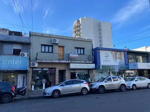 Departamento 4 ambientes en Morón Centro