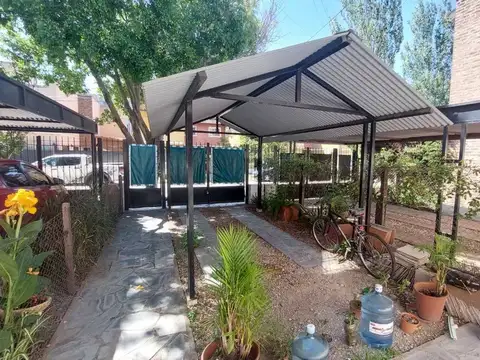 Aristóbulo del Valle 800