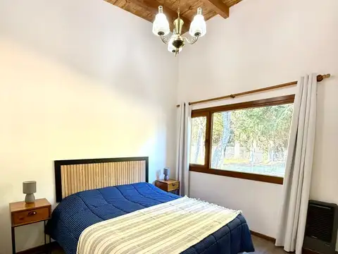Casa en Alquiler con 1 cochera
