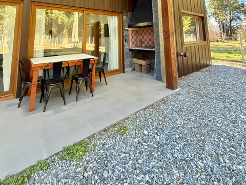 Avenida Exequiel Bustillo 13700
