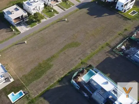 Terreno en Venta 40  mts Fondo