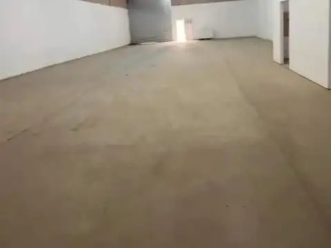 Depósito en venta - 1 Ambiente - 2 Toilettes - Bahía Blanca