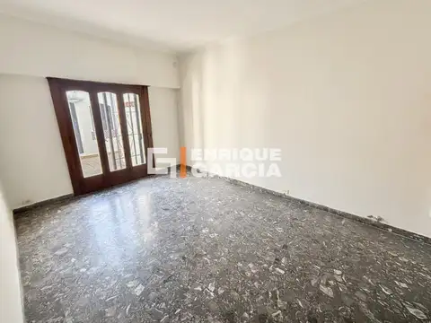 Depto Tipo Casa en Venta 60 años